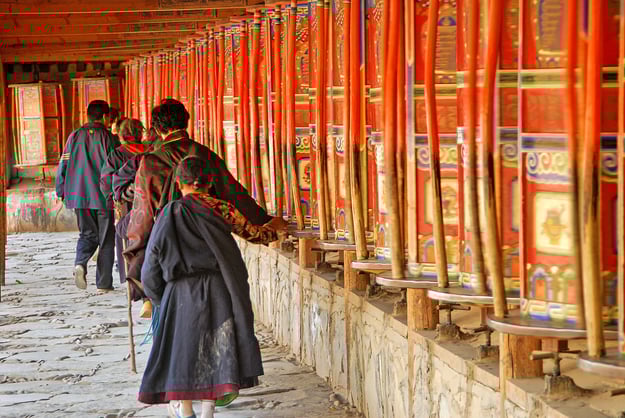 QUẢNG CHÂU/THÀNH ĐÔ - LHASA  	- LHASA  			                    (Ăn ba bữa)